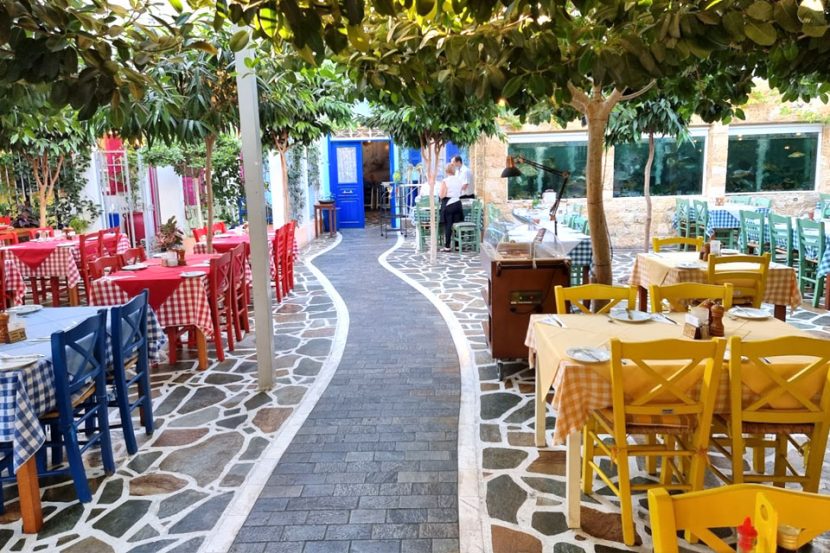 Kissos Taverna, Sun Sea Court 11-12, Αμαθουντος, Λεμεσός 4532, Κύπρος